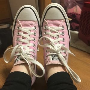 Pink converse low-tops
